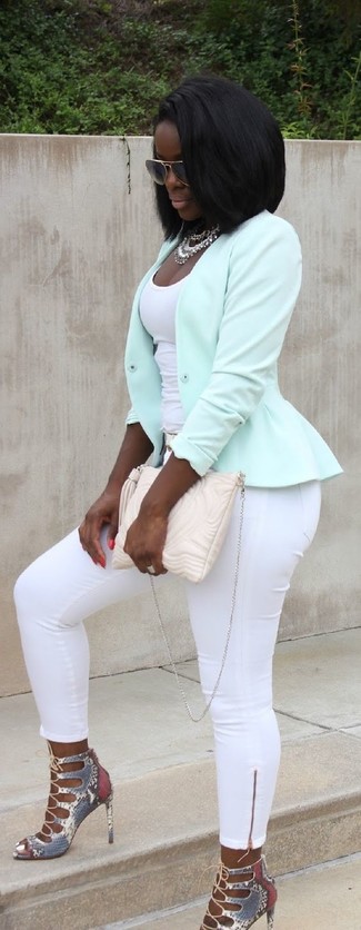 Beige Quilted Leather Clutch Outfits: 