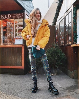 Yellow Puffer Jacket Outfits For Women: 