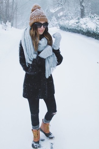 Tan Snow Boots Outfits For Women: 