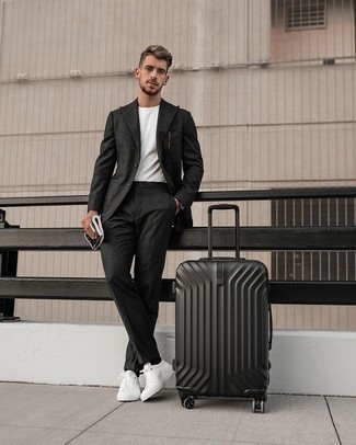 Roadster Plus 32 Inch Spinner Suitcase