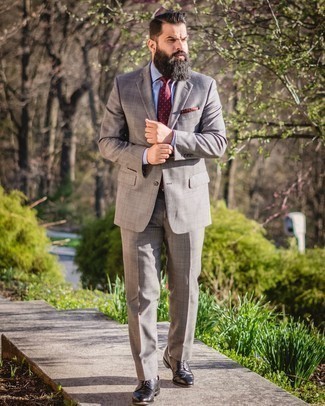 Burgundy Polka Dot Tie Outfits For Men: A brown plaid suit and a burgundy polka dot tie are a refined getup that every modern man should have in his wardrobe. Go ahead and complement your look with black leather brogues for a more relaxed feel.