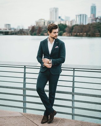 Pink Pocket Square Outfits: This pairing of a teal suit and a pink pocket square is well-executed and yet it's laid-back enough and apt for anything. If you wish to instantly step up your outfit with a pair of shoes, why not complement this look with a pair of dark brown suede chelsea boots?