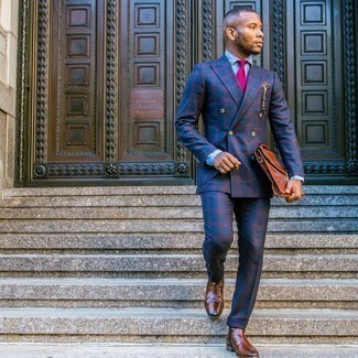 Hot Pink Tie Outfits For Men: A navy plaid suit and a hot pink tie are among the key elements of a versatile menswear collection. Get a bit experimental in the footwear department and dial down your outfit by slipping into a pair of brown leather chelsea boots.