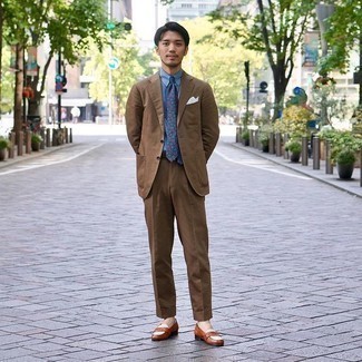 Tobacco Woven Leather Belt Outfits For Men: This casual pairing of a brown suit and a tobacco woven leather belt is super easy to throw together without a second thought, helping you look amazing and ready for anything without spending a ton of time going through your closet. Balance your getup with a more refined kind of footwear, such as these dark brown leather loafers.