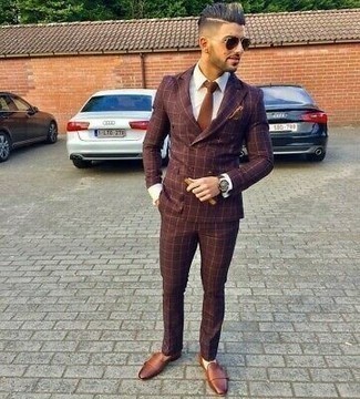 Beige Pocket Square Outfits: If you love off-duty pairings, then you'll appreciate this combo of a burgundy check suit and a beige pocket square. If you want to immediately step up this ensemble with one single piece, why not round off with a pair of tobacco leather loafers?
