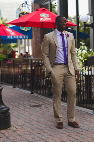 Violet Tie Outfits For Men: This is irrefutable proof that a tan suit and a violet tie look amazing when worn together in a classy getup for today's man. When this outfit is just too much, dress it down by wearing brown fringe leather loafers.