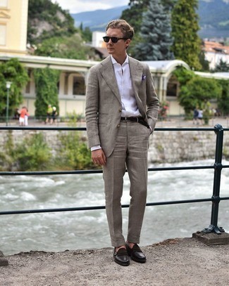 Dark Brown Leather Belt Dressy Outfits For Men: Pair a tan suit with a dark brown leather belt for a casual outfit with a fashionable spin. For something more on the classier side to finish off this look, complete this ensemble with a pair of dark brown fringe leather loafers.