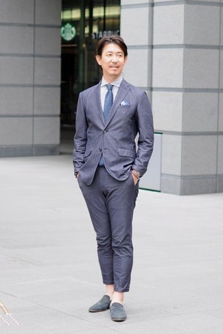 Light Blue Pocket Square Outfits: Team a navy suit with a light blue pocket square for an everyday look that's full of charisma and character. To bring a little depth to this look, complement your look with a pair of grey suede loafers.