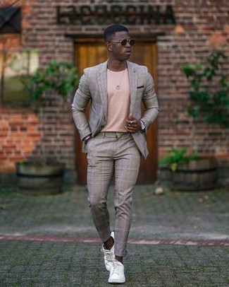 Grey Plaid Suit Outfits: A grey plaid suit looks especially refined when worn with a pink dress shirt. When this ensemble appears too dressy, play it down by slipping into white canvas low top sneakers.