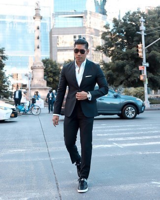 Black A Suit To Travel In Soho Slim Fit Wool Suit