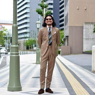 White Pocket Square Outfits: If you feel more confident wearing something comfortable, you'll appreciate this off-duty combination of a tan suit and a white pocket square. And if you need to immediately perk up your getup with shoes, why not complete this ensemble with a pair of dark brown suede monks?