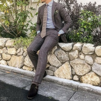 Olive Print Pocket Square Outfits: Super stylish and practical, this off-duty pairing of a dark brown check suit and an olive print pocket square provides with variety. For something more on the classier end to finish this ensemble, add dark brown suede monks to the mix.