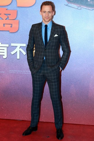 Tom Hiddleston wearing Navy Check Suit, Blue Dress Shirt, Black Leather Oxford Shoes, Black Tie
