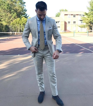 Grey Suit with Blue Suede Shoes Outfits 