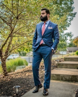 Pink Tie Outfits For Men: A navy check suit and a pink tie are among the unshakeable foundations of any solid menswear collection. Inject a more casual finish into your look by rounding off with a pair of black leather oxford shoes.