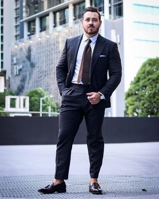 Dark Brown Polka Dot Tie Outfits For Men: A navy suit and a dark brown polka dot tie are absolute mainstays if you're picking out an elegant wardrobe that matches up to the highest menswear standards. Go the extra mile and shake up your ensemble with dark brown leather tassel loafers.