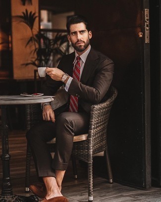 Red Horizontal Striped Tie Outfits For Men: Putting together a dark brown suit with a red horizontal striped tie is a savvy pick for a classic and refined ensemble. Put a more informal spin on an otherwise mostly classic look with brown suede tassel loafers.