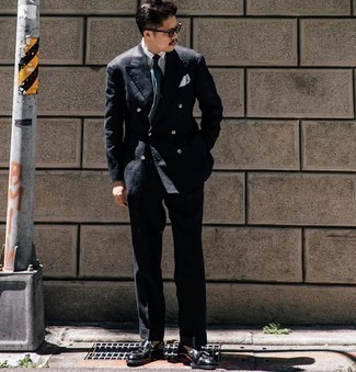 Grey Sunglasses Outfits For Men: Try pairing a black suit with grey sunglasses for an on-trend, off-duty look. Clueless about how to finish this getup? Wear a pair of black leather tassel loafers to lift it up.
