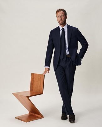 Navy Tie Outfits For Men: This pairing of a navy suit and a navy tie epitomizes sophistication and class. For something more on the relaxed side to complete this look, introduce a pair of dark brown suede tassel loafers to the mix.