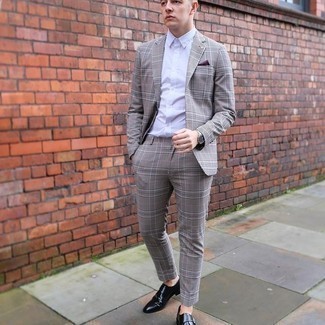 Monks Warm Weather Outfits: Go for elegant style with a grey plaid suit and a white short sleeve shirt. Amp up the classiness of your look a bit by sporting monks.