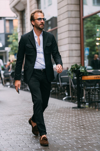 White Short Sleeve Shirt Outfits For Men: Teaming a white short sleeve shirt and a dark green suit is a surefire way to infuse style into your styling routine. Introduce a pair of dark brown suede tassel loafers to the equation for a sense of elegance.