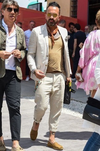Tobacco Bandana Outfits For Men: This pairing of a beige suit and a tobacco bandana epitomizes versatility and effortless menswear style. If you're puzzled as to how to finish off, complement this outfit with a pair of tan canvas espadrilles.