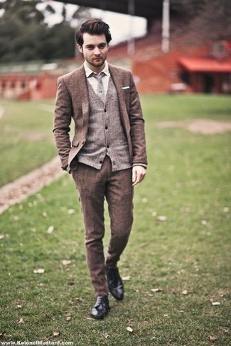 Brown Waistcoat Outfits: Rock a brown waistcoat with a brown suit to look like a real gent with a great deal of style. Black leather derby shoes will add a dose of stylish effortlessness to an otherwise traditional ensemble.