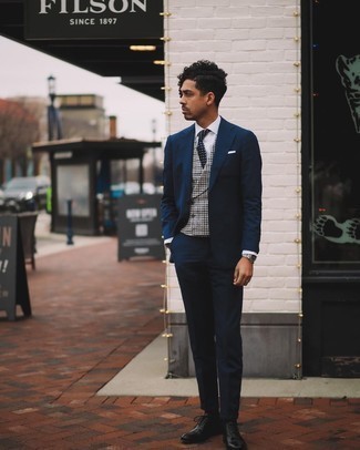 Blue Polka Dot Tie Outfits For Men: Go for a navy suit and a blue polka dot tie if you're going for a sleek, trendy outfit. Send this look a whole other path by slipping into a pair of black leather oxford shoes.