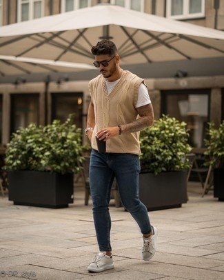 Men's Tan Sweater Vest, White Crew-neck T-shirt, Navy Skinny Jeans, Beige Leather Low Top Sneakers
