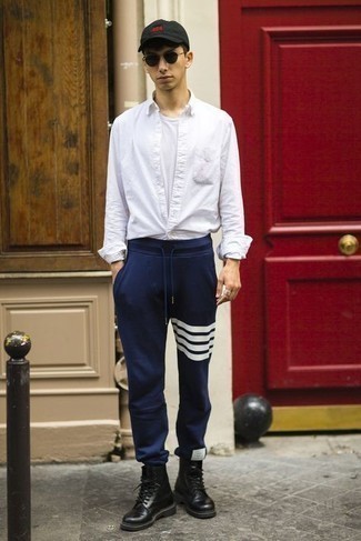 Navy Sweatpants Outfits For Men: 