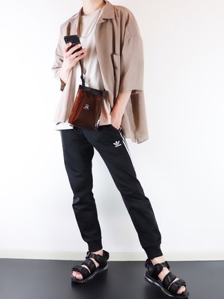 Burgundy Leather Messenger Bag Outfits: 