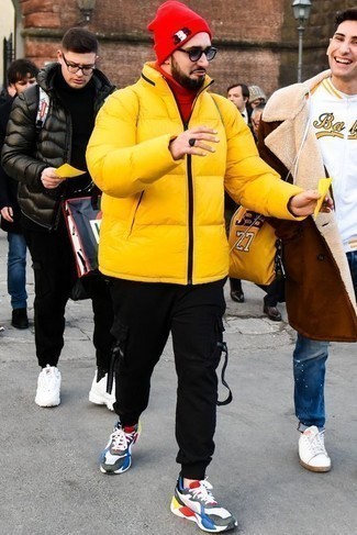 Yellow Puffer Jacket Outfits For Men: 