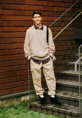 Khaki Cargo Pants Outfits: Combining a beige sweatshirt with khaki cargo pants is a wonderful pick for a casual getup. Feeling venturesome? Jazz things up by slipping into a pair of black suede desert boots.