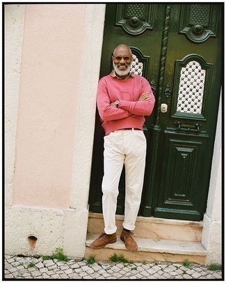 Pink Sweatshirt Outfits For Men: This combo of a pink sweatshirt and white chinos is proof that a straightforward casual outfit can still be really interesting. Brown suede desert boots integrate effortlessly within many combinations.