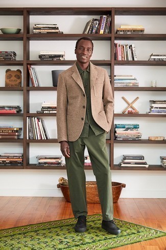 Men's Tan Wool Blazer, Olive Long Sleeve Shirt, Olive Chinos, Black Canvas Low Top Sneakers