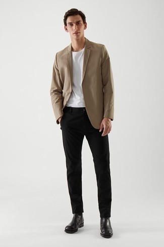 Tan Cotton Blazer Outfits For Men: A tan cotton blazer and black chinos are the kind of effortlessly smart items that you can wear for years to come. Balance out this look with a more refined kind of shoes, such as these black leather chelsea boots.