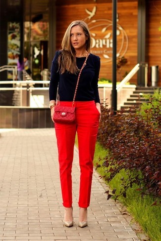 Navy Crew-neck Sweater with Pumps Outfits: 