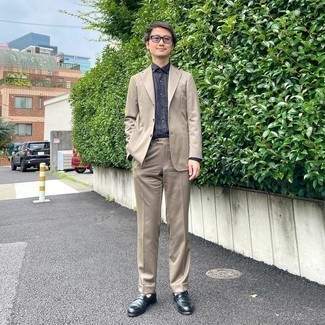 Clear Sunglasses Outfits For Men: For an off-duty getup, marry a tan suit with clear sunglasses — these two items work really well together. Rounding off with dark green leather loafers is a fail-safe way to bring an extra touch of refinement to this outfit.
