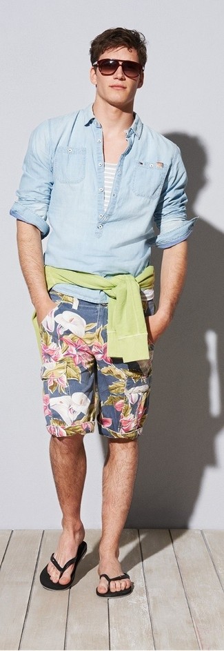 Navy Floral Shorts Outfits For Men: 