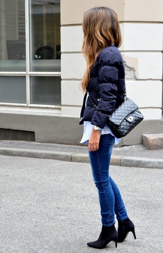 Navy Puffer Jacket with Dress Shirt Outfits For Women: 