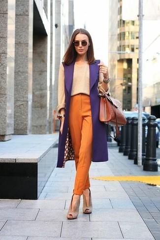 Purple Sleeveless Coat Outfits: 