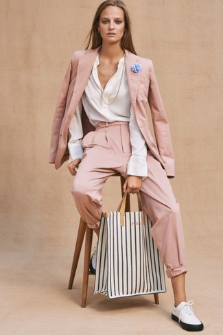 Pink Blazer Outfits For Women: 