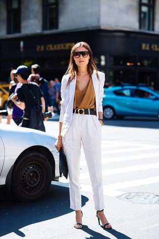 White Linen Tapered Pants Outfits For Women: 