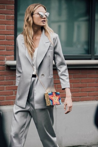 Grey Satin Blazer Outfits For Women: 
