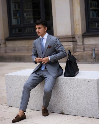 Light Blue Paisley Tie Outfits For Men: 