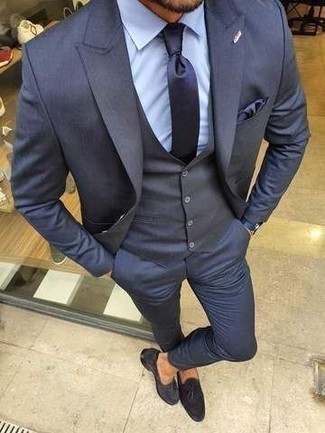 Navy Silk Pocket Square Outfits: 
