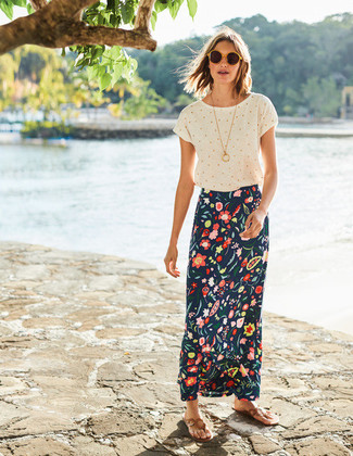 Navy Floral Maxi Skirt Outfits: 