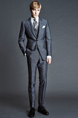 Grey Three Piece Suit Outfits: Putting together a grey three piece suit with a white dress shirt is a nice idea for a classic and classy look. Give a laid-back vibe to your outfit with black leather derby shoes.