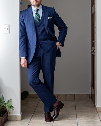 Dark Green Horizontal Striped Tie Outfits For Men: To look great and stylish, pair a navy three piece suit with a dark green horizontal striped tie. For something more on the cool and laid-back side to complete your look, introduce a pair of burgundy leather oxford shoes to this look.