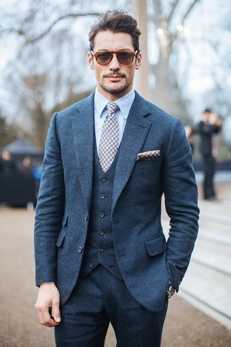 Grey Gingham Tie Outfits For Men: Pair a blue three piece suit with a grey gingham tie if you're going for a proper, trendy outfit.
